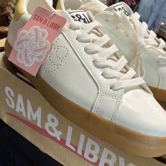 Sam & Libby Addie sneakers size 10 - Picture 1 of 3